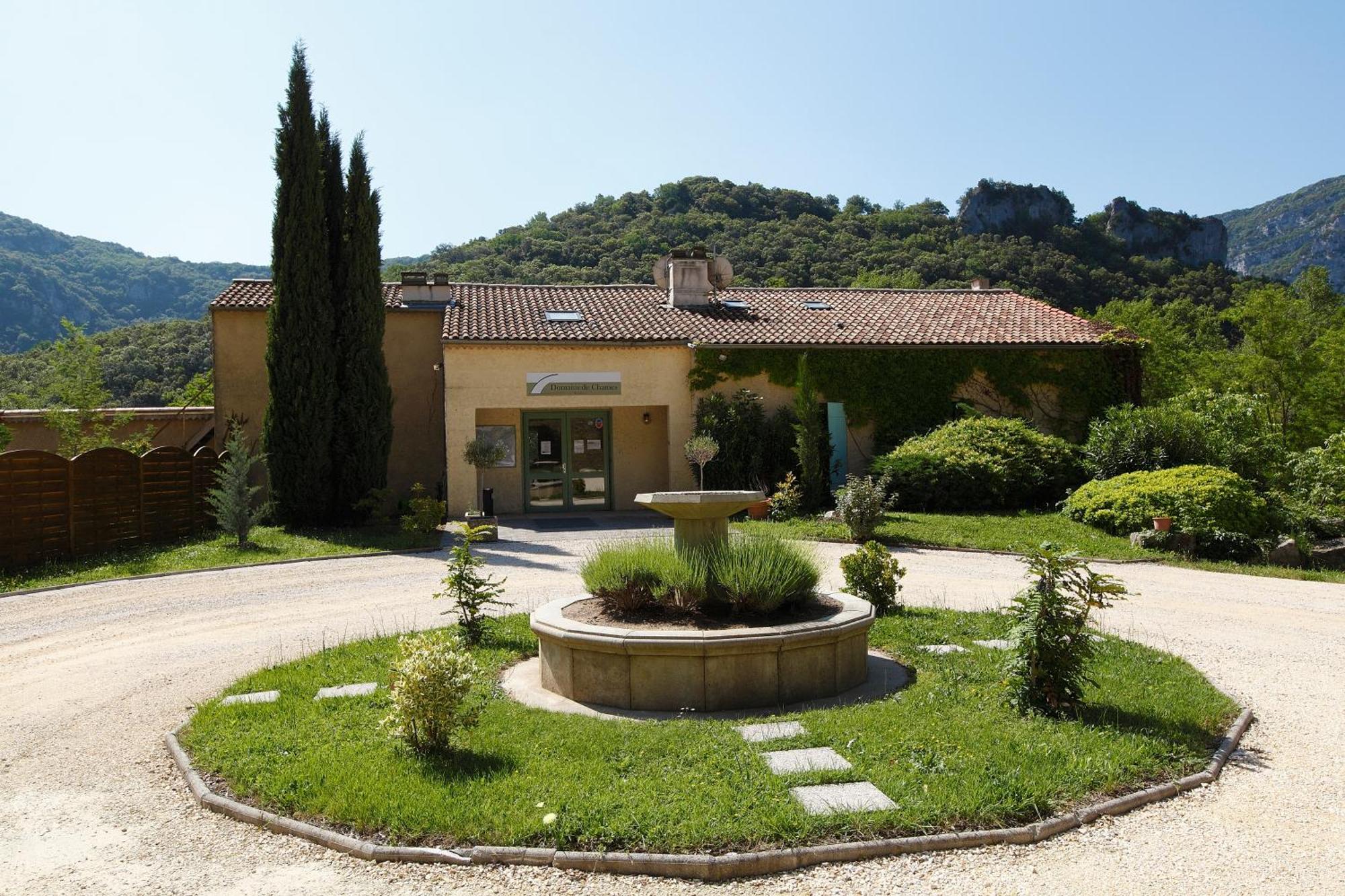 Vacanceole - Le Domaine De Chames - Pont D'Arc Vallon-Pont-d'Arc Exterior photo