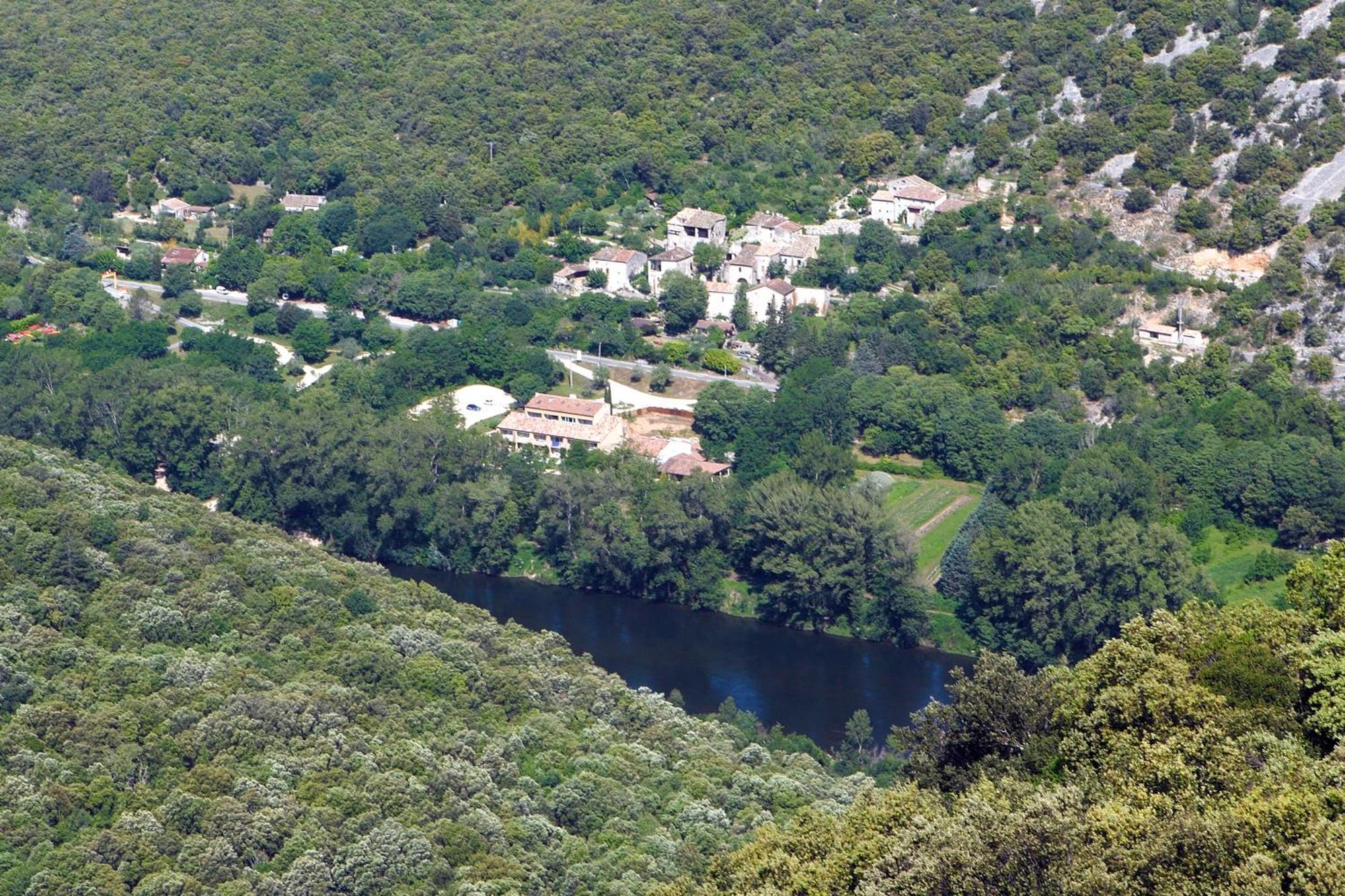 Vacanceole - Le Domaine De Chames - Pont D'Arc Vallon-Pont-d'Arc Exterior photo
